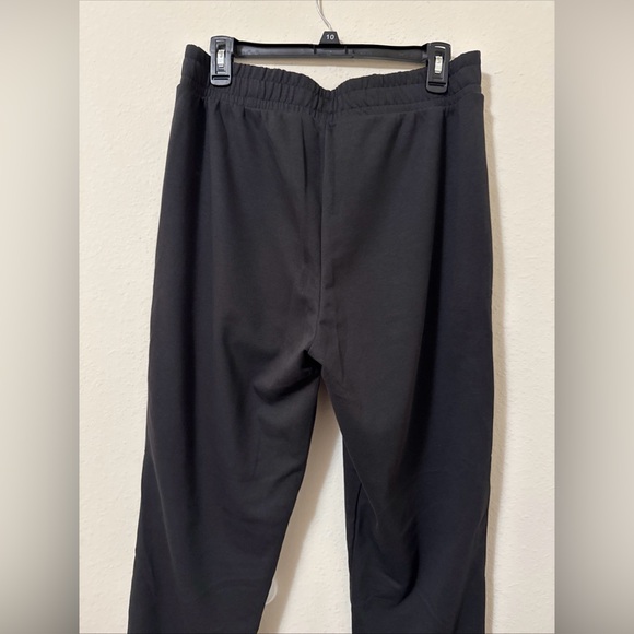 Puma Men's Lightweight Sweatpant with Pockets Size Large - Picture 5 of 9